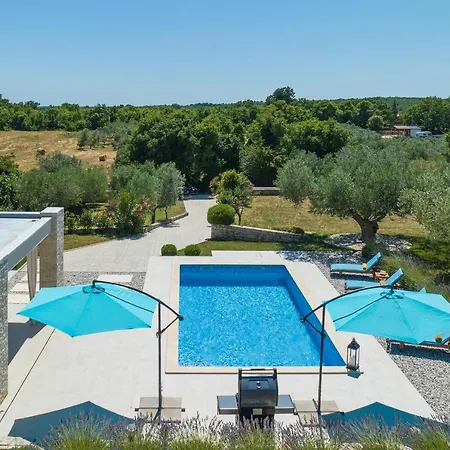 ヴィラ Silentio - Peaceful And Private With Outdoor Pool And Whirlpool, Istrien Marčana