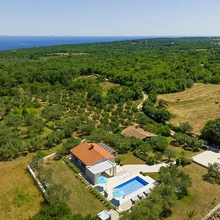 Silentio - Peaceful And Private With Outdoor Pool And Whirlpool, Istrien *