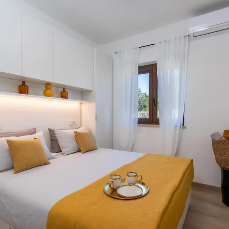 Silentio - Peaceful And Private With Outdoor Pool And Whirlpool, Istrien
