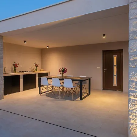 ヴィラ Silentio - Peaceful And Private With Outdoor Pool And Whirlpool, Istrien *